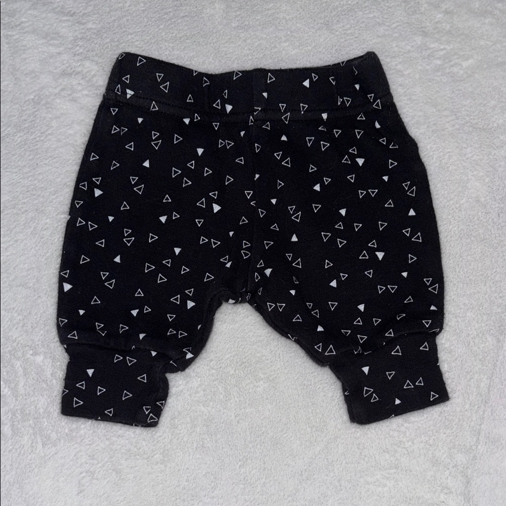 (3 for $10) George newborn Black and White Triangle Patterned Pants